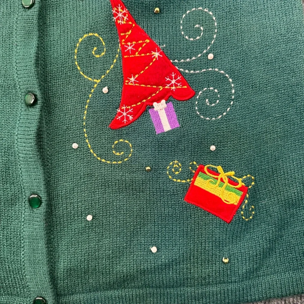 Y2K Christmas Sweater Vest Women M Embroidered Trees Present Green Holiday